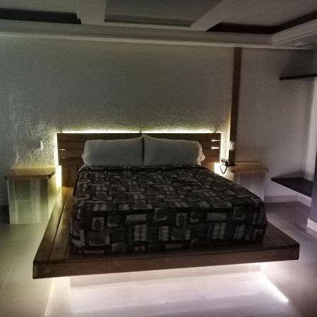 Tlalnepantla  Motel Oasis Mexico المظهر الخارجي الصورة